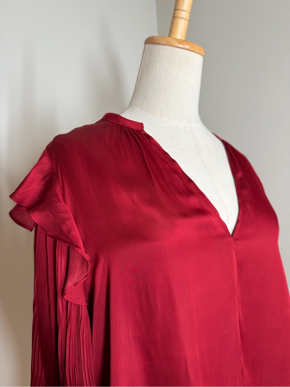 Anthropologie Dolan Left Coast Red Satin-SZ M-Pleated Balloon Sleeve Blouse - Picture 9 of 12
